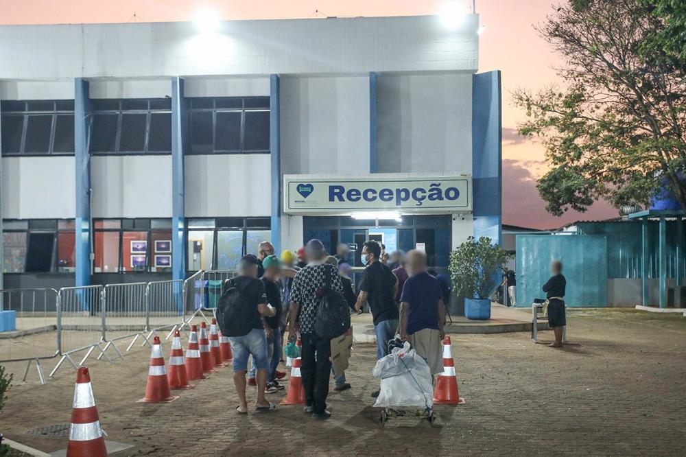 Capa da notícia: Hotel Social acolhe mais de 3,1 mil pessoas em situação de rua desde a inauguração